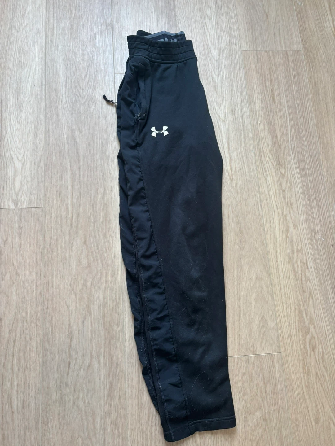 Under Armour Black Joggers - photo 2