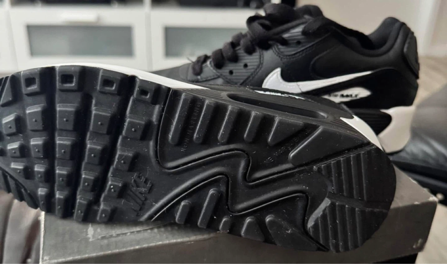 Nike Air Max 90 Youth Sneakers - photo 3