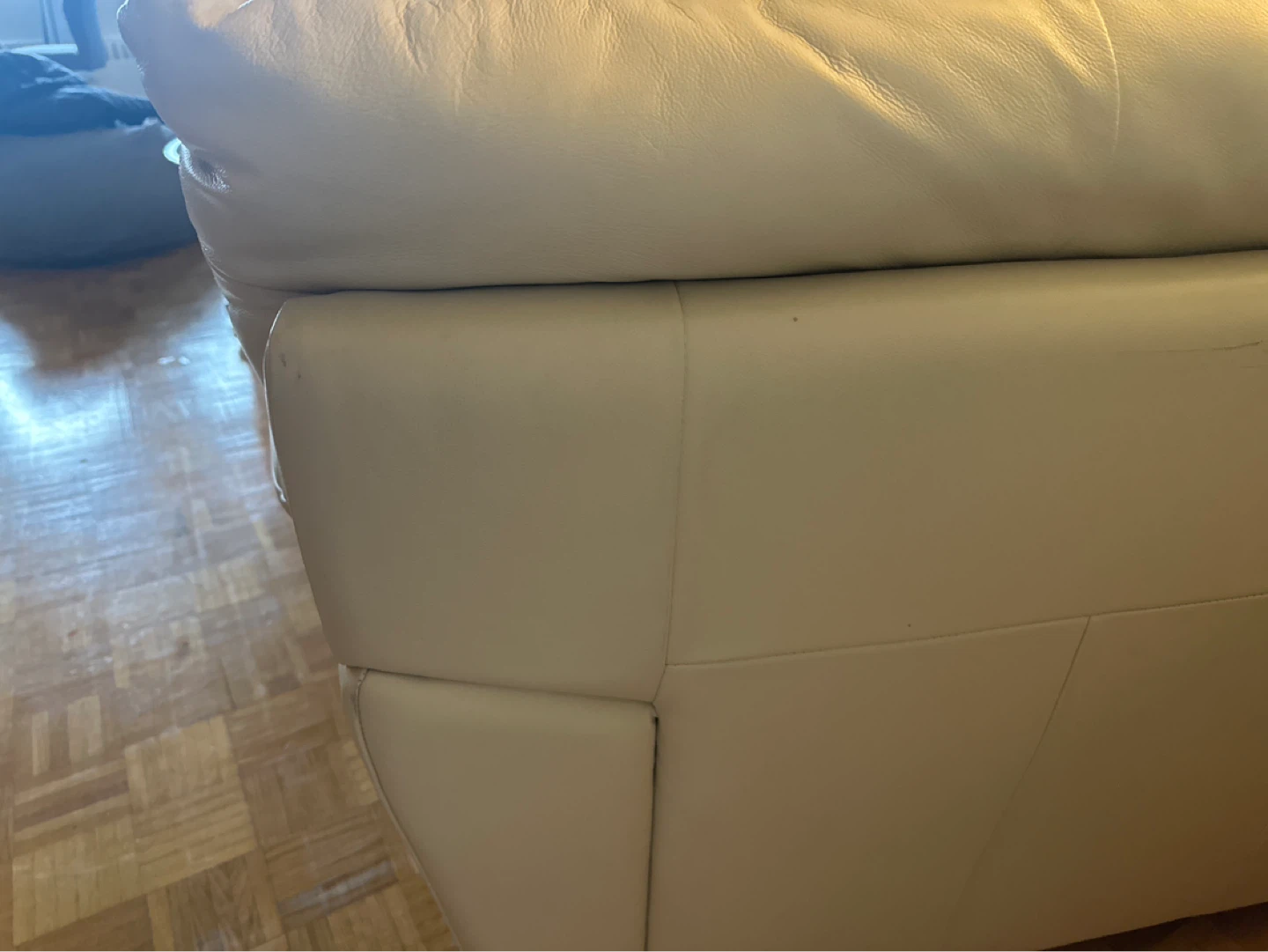 Cream Leather Loveseat Sofa - photo 4