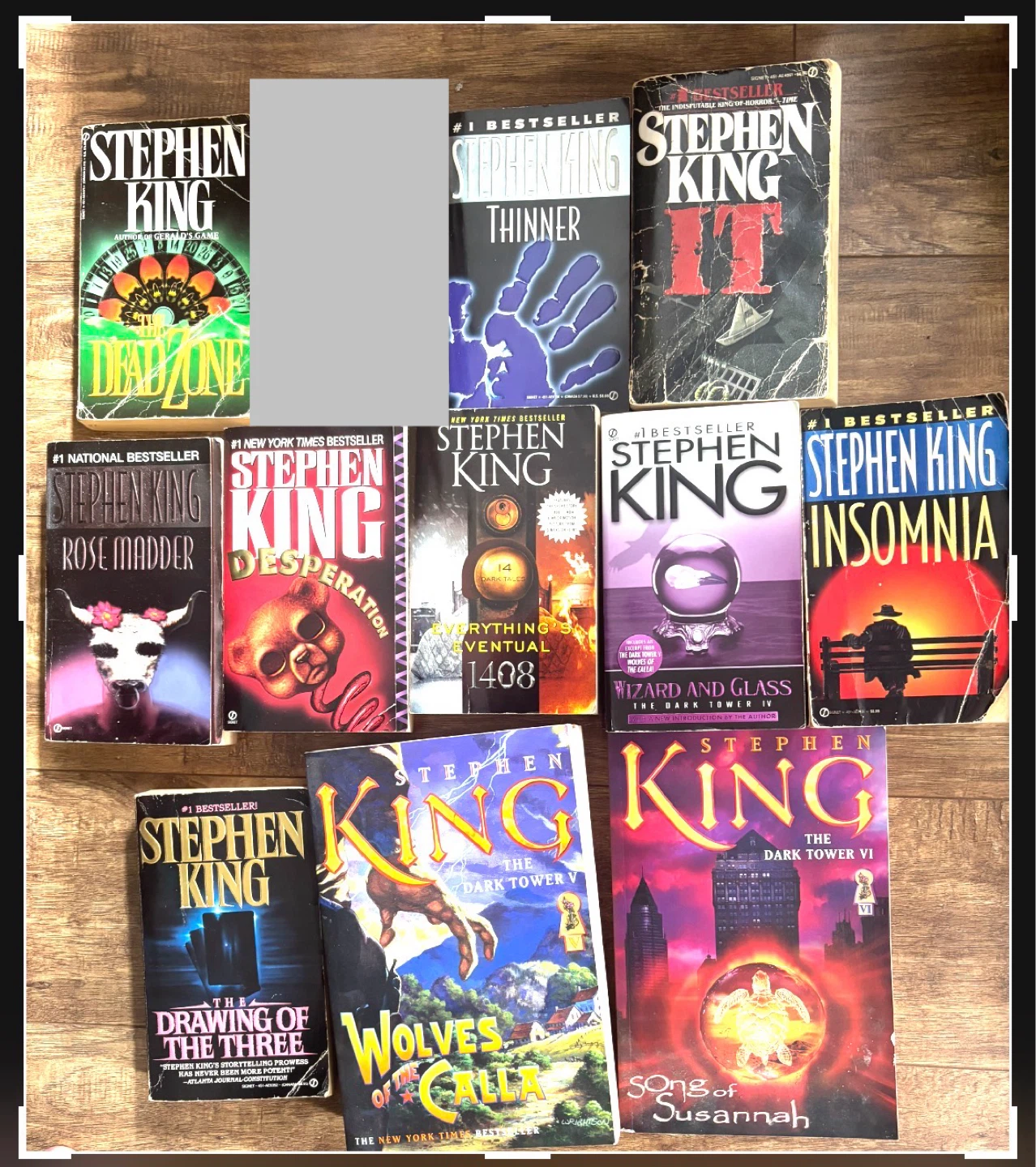 Lot of 11 Stephen King Paperback Books