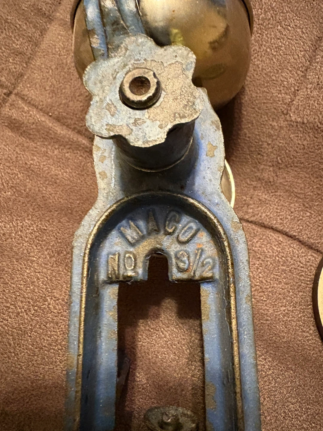 Vintage Manual Meat Grinder - photo 2