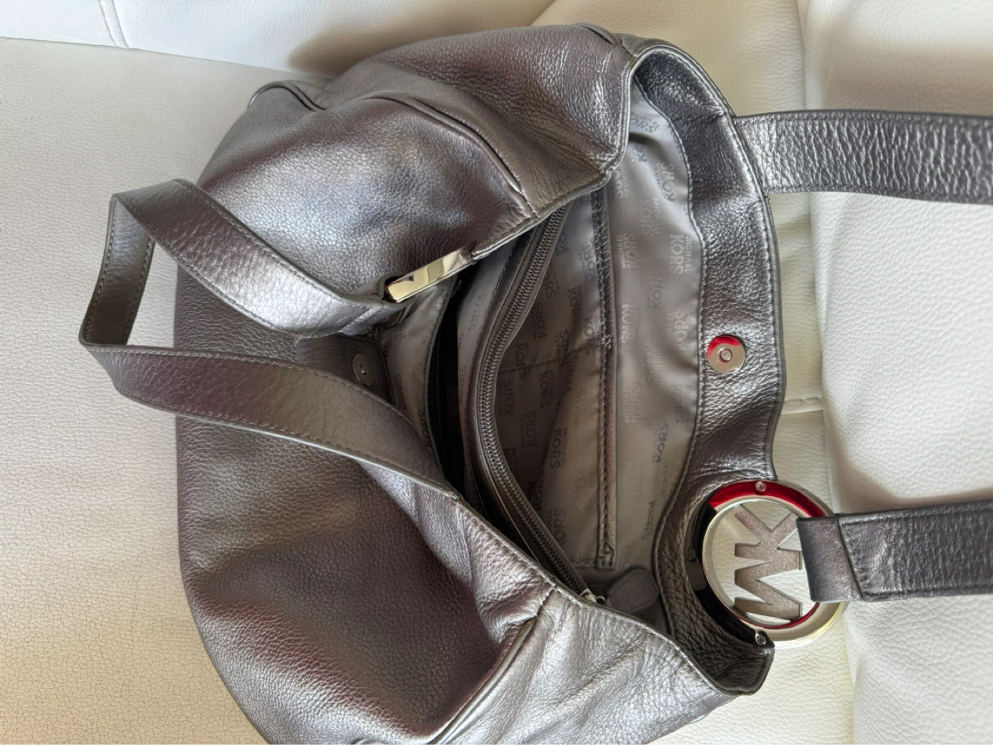 Michael Kors Silver Leather Tote Bag - photo 3