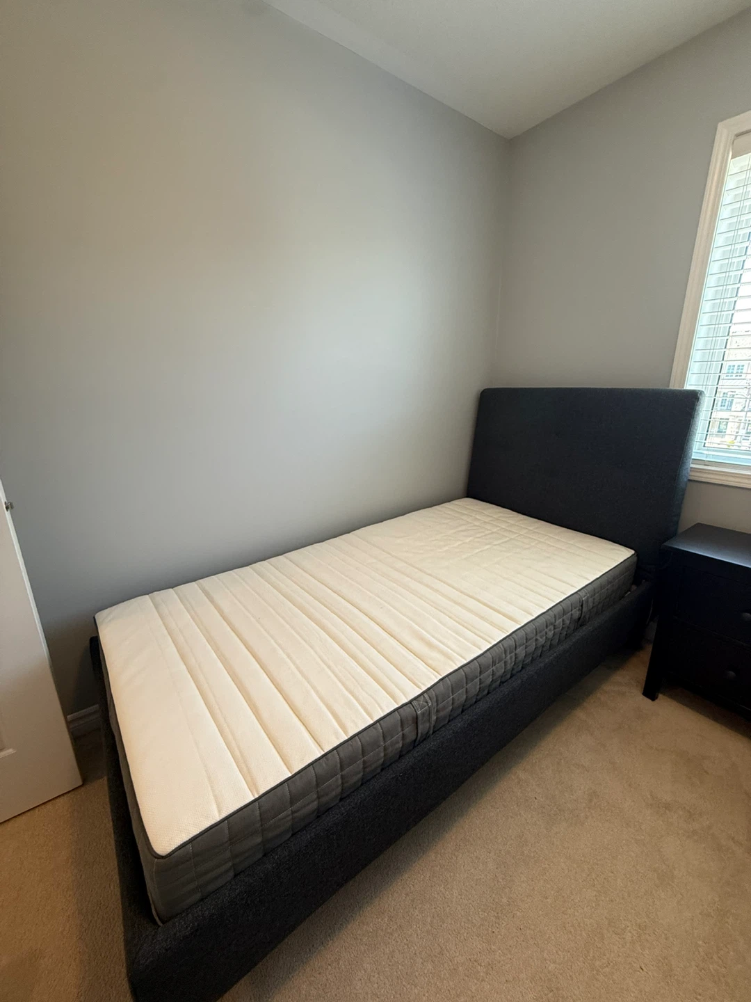 Two Twin Beds with Mattresses - photo 2