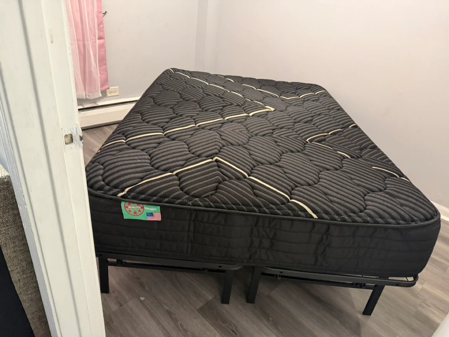 Black queen Size Mattress quality
