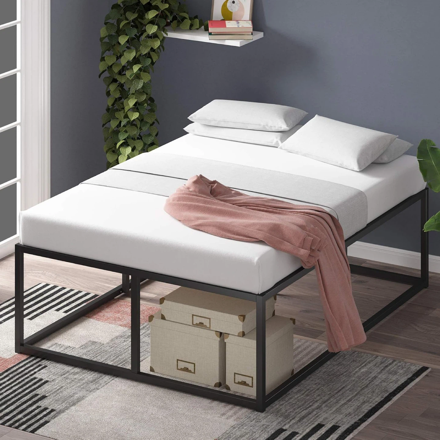 ZINUS Joseph Metal Platform Bed Frame Queen