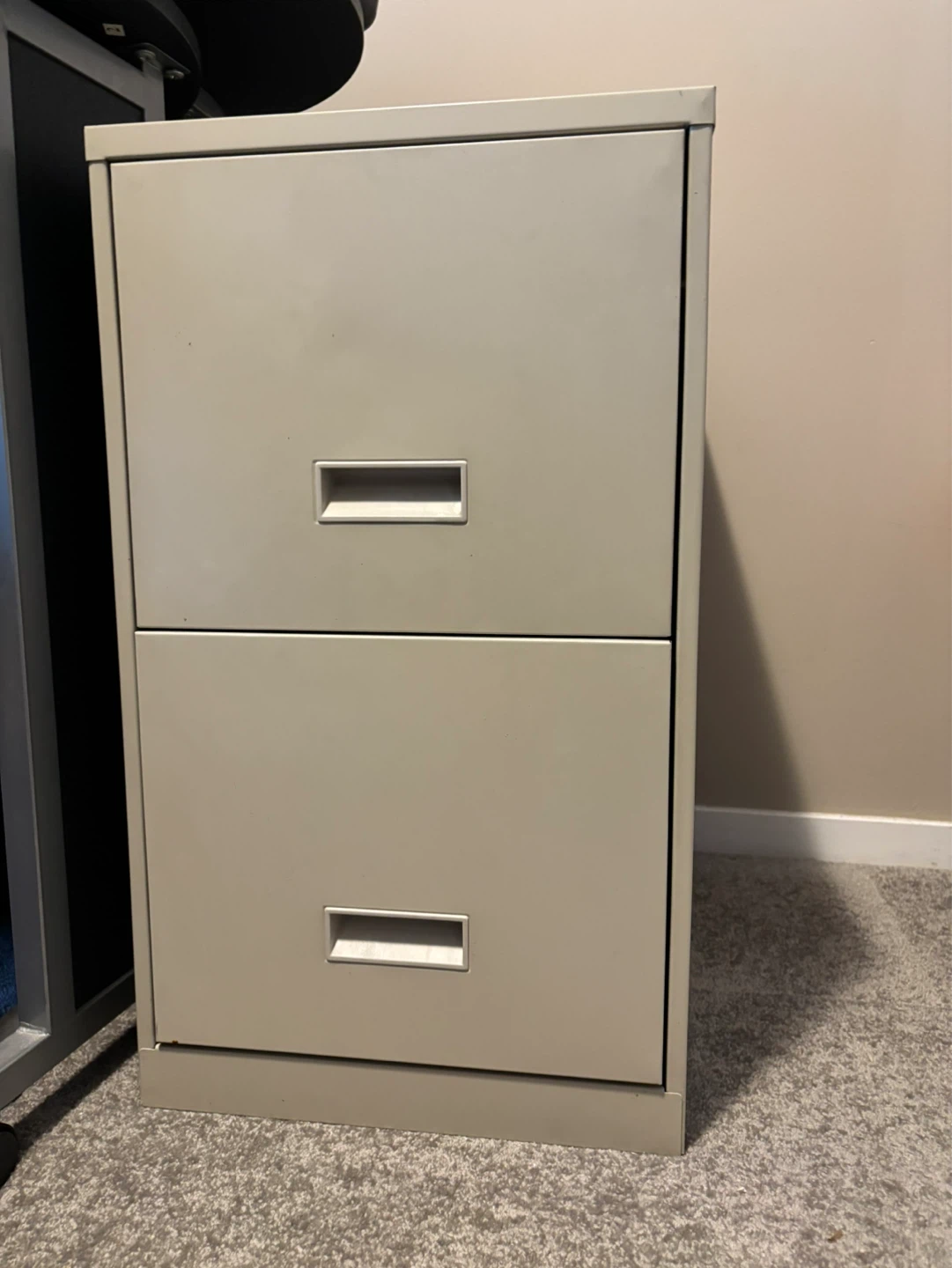 2 Drawer Filing Cabinet - photo 2