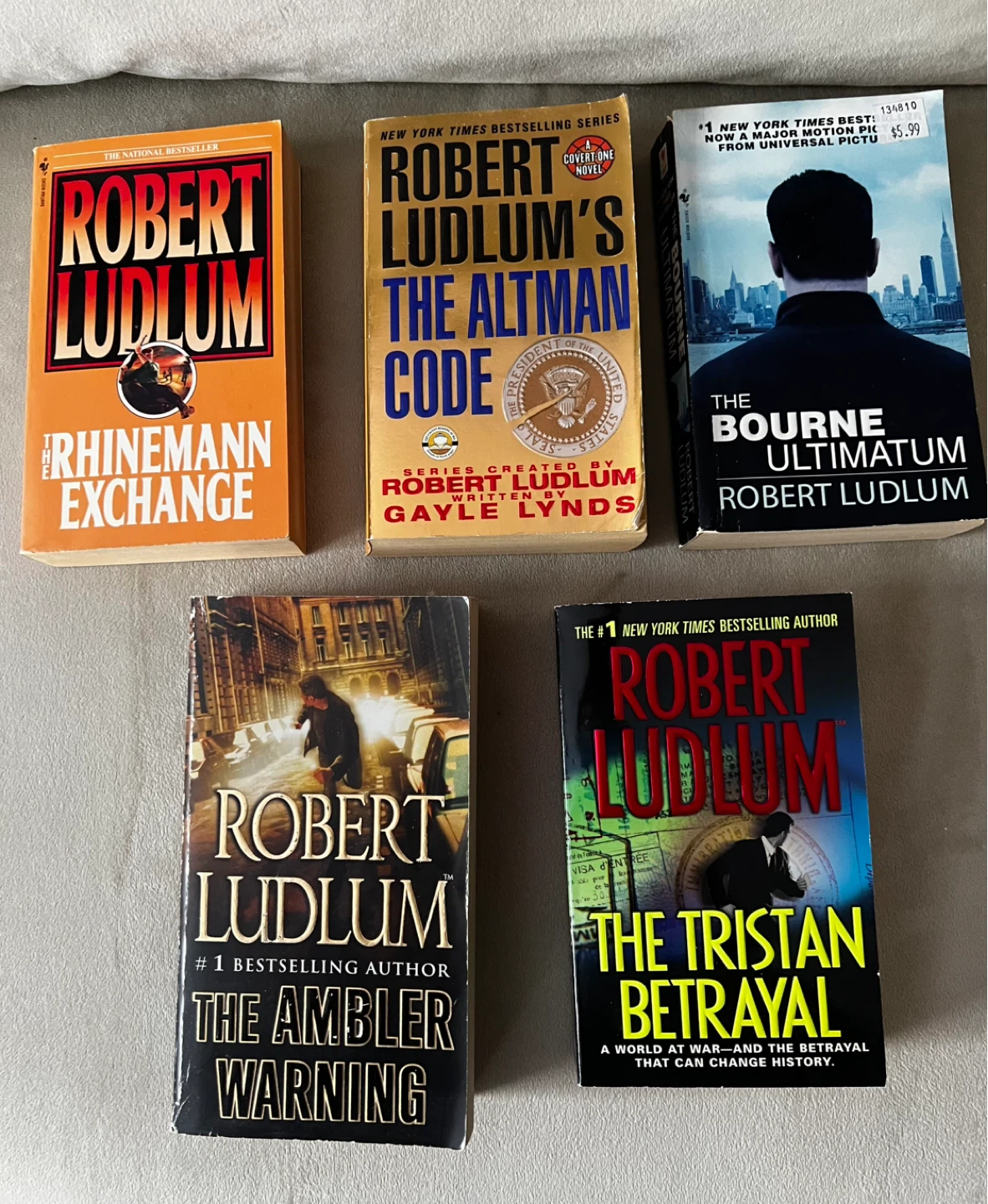 Robert Ludlum Book Bundle