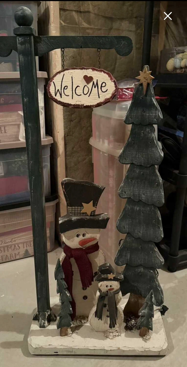 Snowman Solid Wood “Welcome” Stand - Pick Up in Alpine Park SW