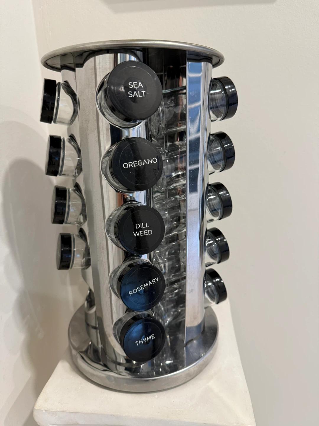 360° Rotatable Spice Rack with 18 Jars