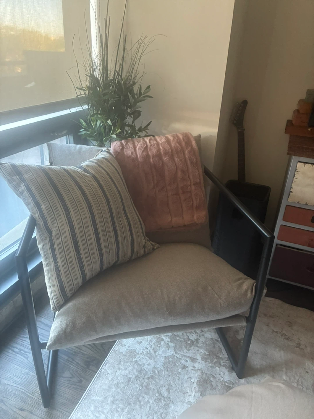 Zinus Aidan Sling Accent Chair - Oatmeal - photo 2