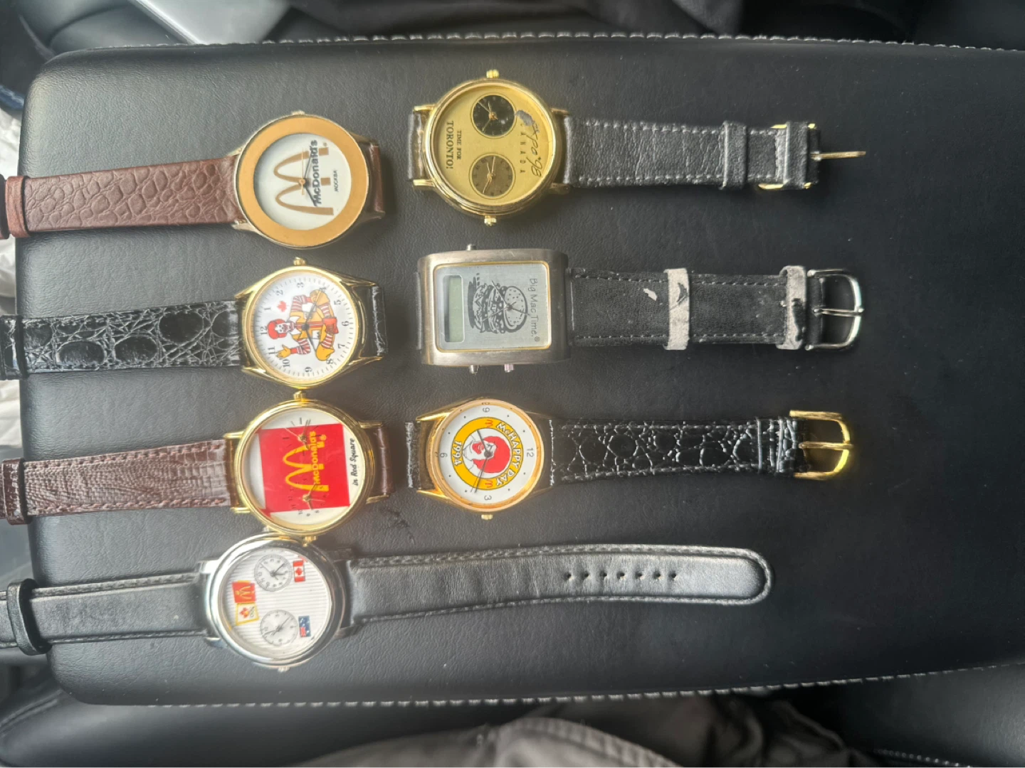 Collection of 9 assorted watches