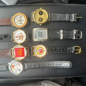 Collection of 9 assorted watches