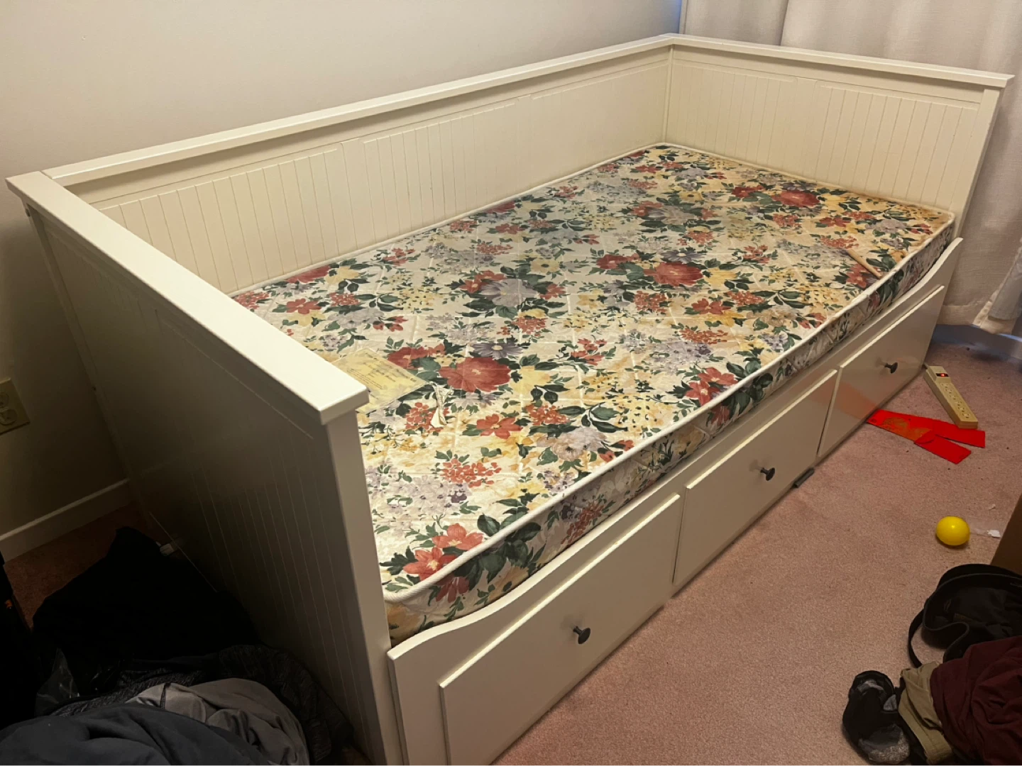 IKEA HEMNES Daybed Frame with 3 Drawers, White, Twin - photo 2