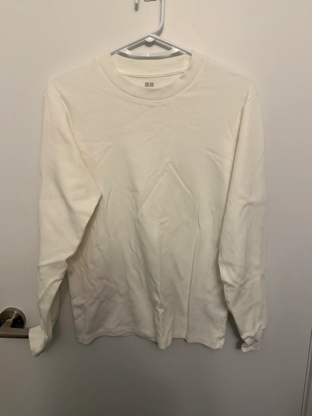 Uniqlo Long Sleeve T-Shirt