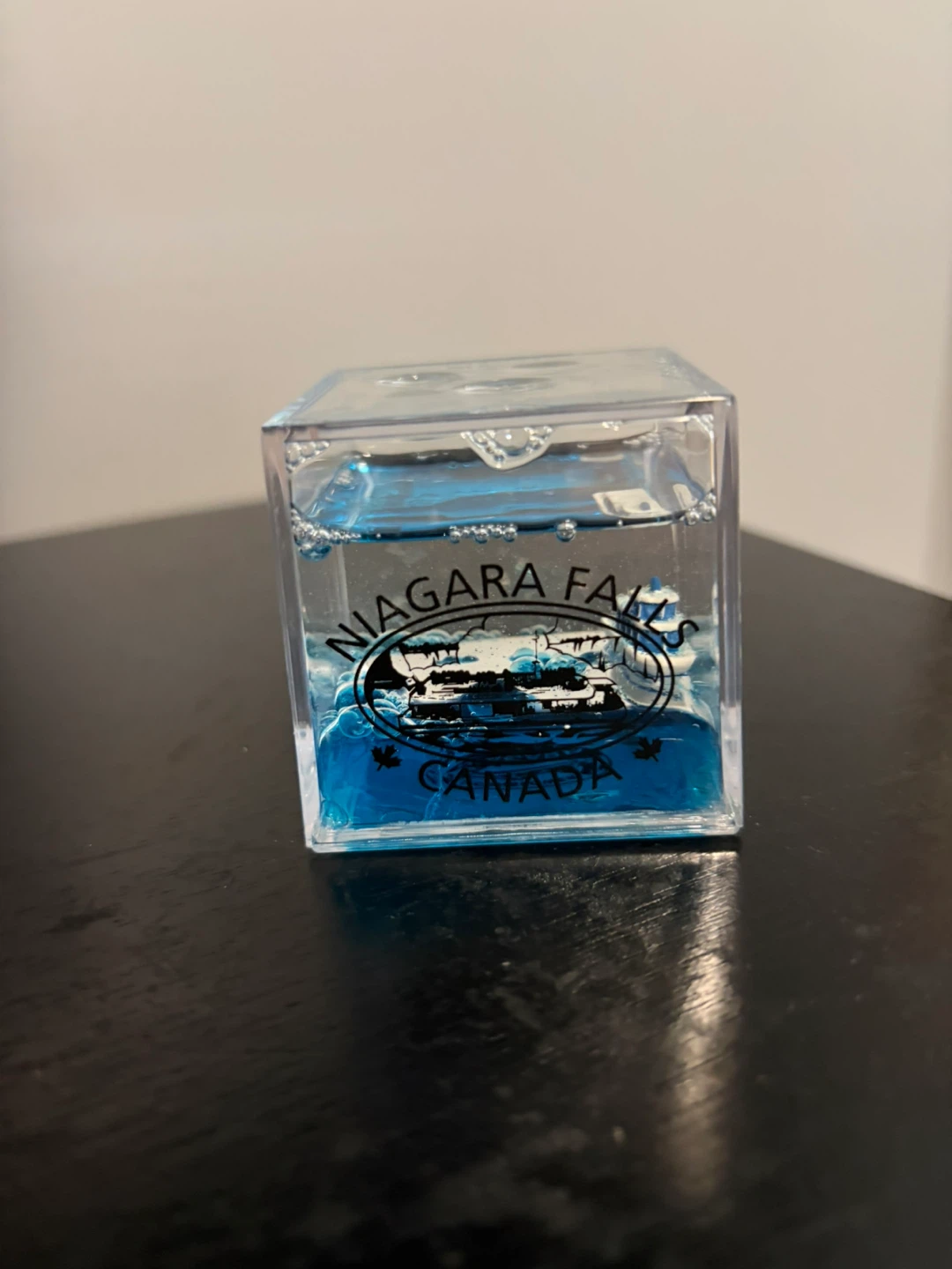 Niagara Falls "Hornblower" Liquid Motion Cube