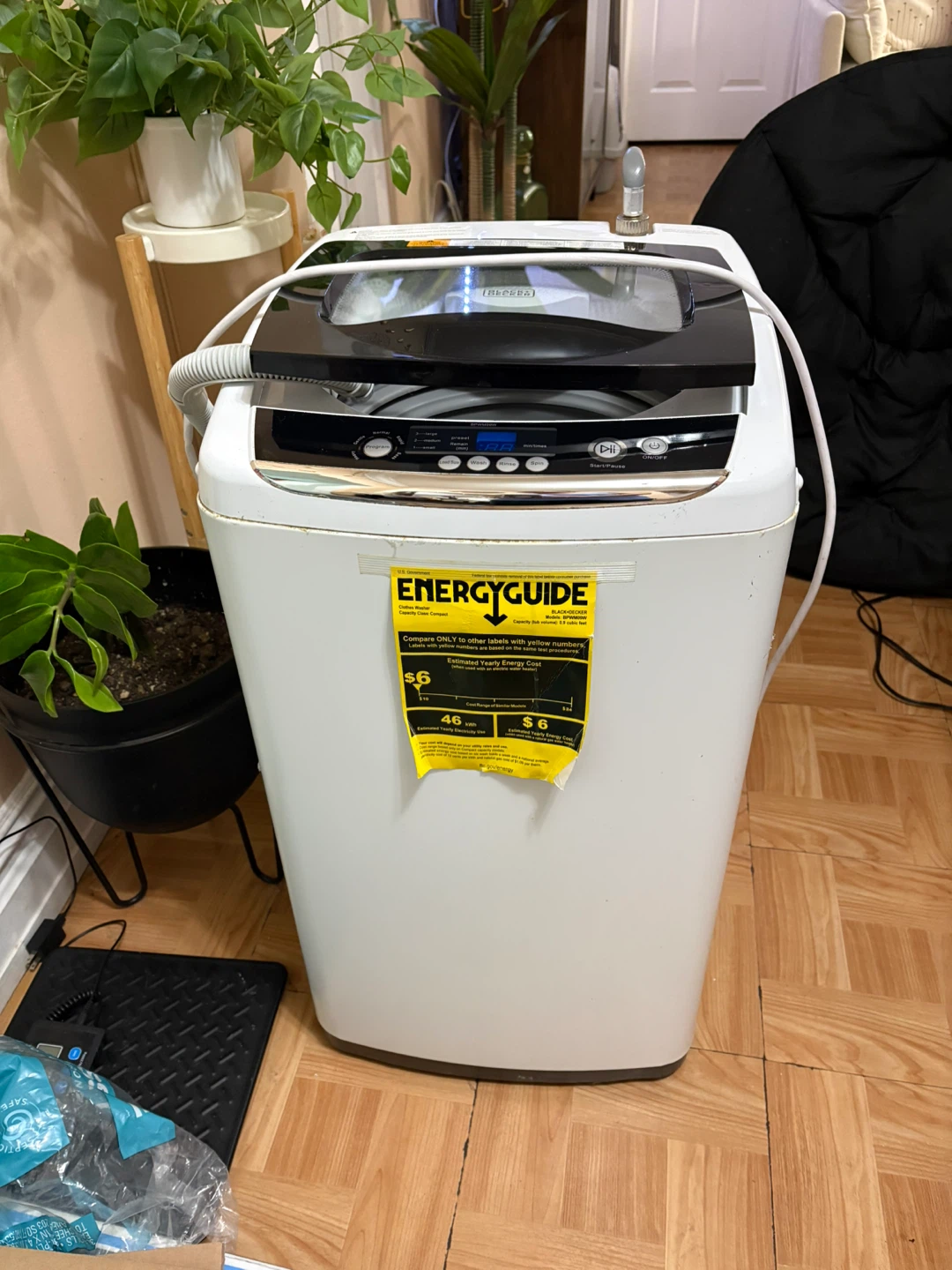 Black+Decker Compact Clothes Washer