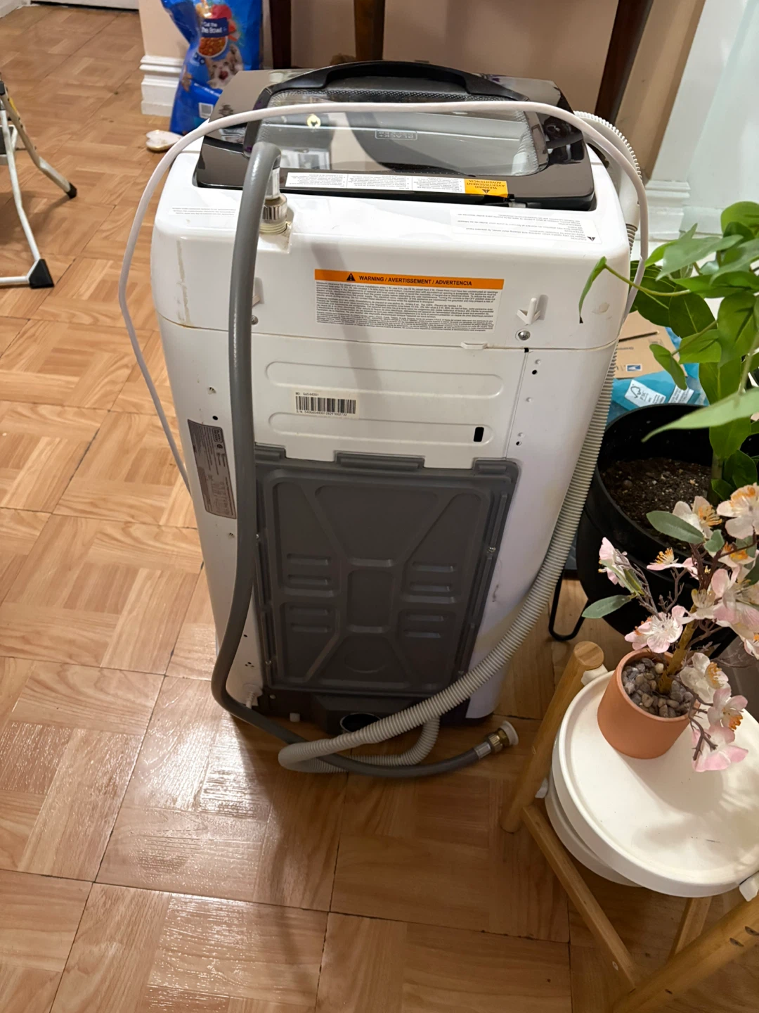 Black+Decker Compact Clothes Washer - photo 4