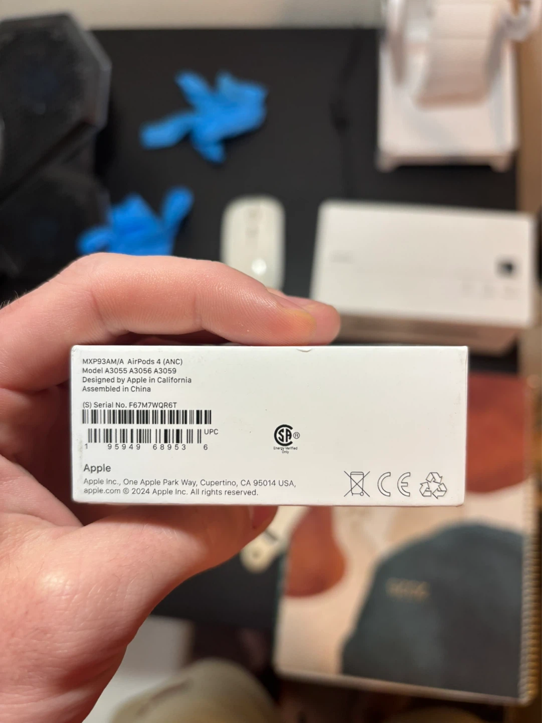 AirPods 4 With Active Noise Cancellation - photo 3