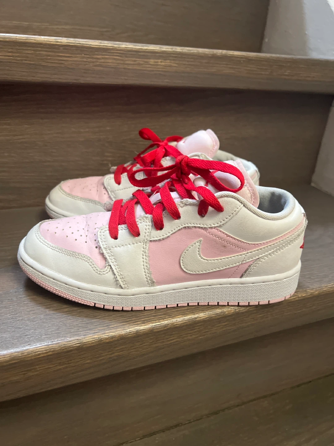 Air Jordan 1 Low SE Pink White Toddler Shoes