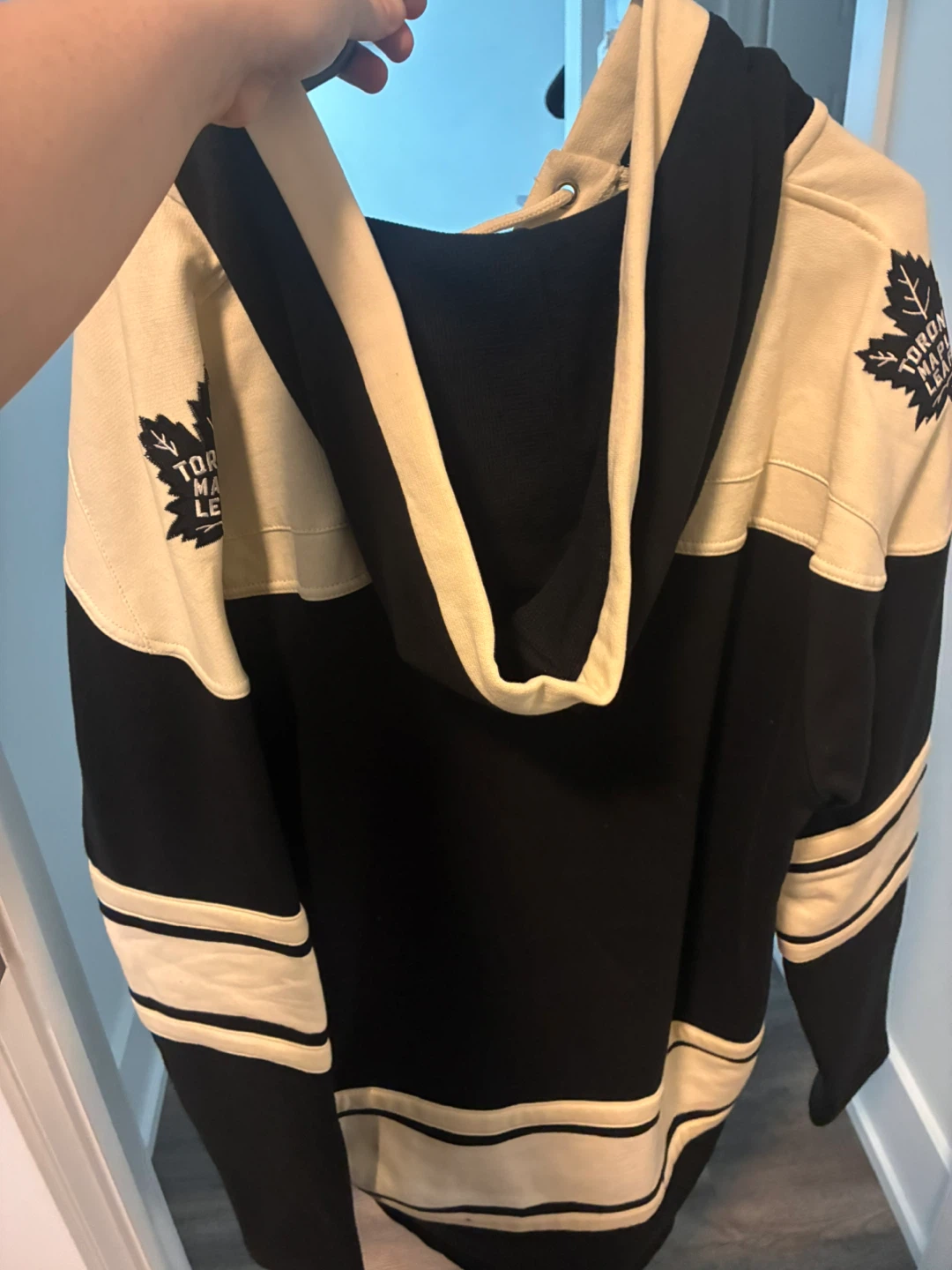 Toronto Maple Leafs Hoodie - photo 2