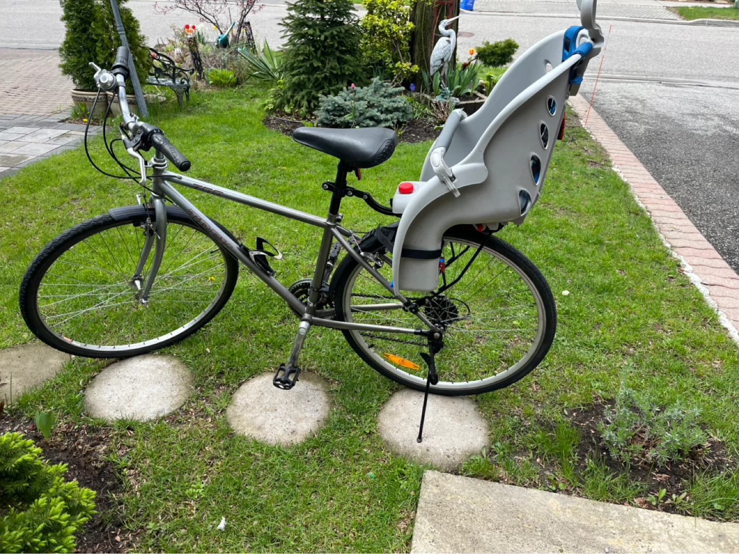 Trek 700 Series Hybrid Bike