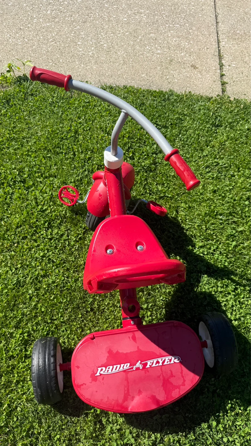 Radio Flyer Red Tricycle