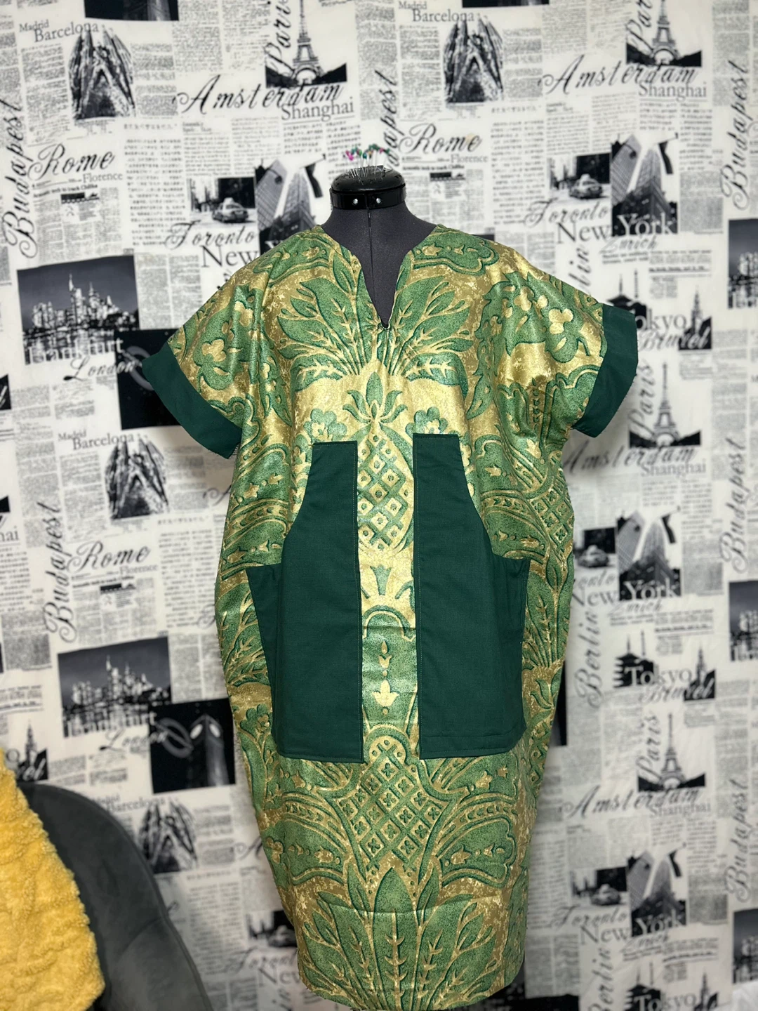 Green and Gold Patterned Kaftan Dress - photo 2