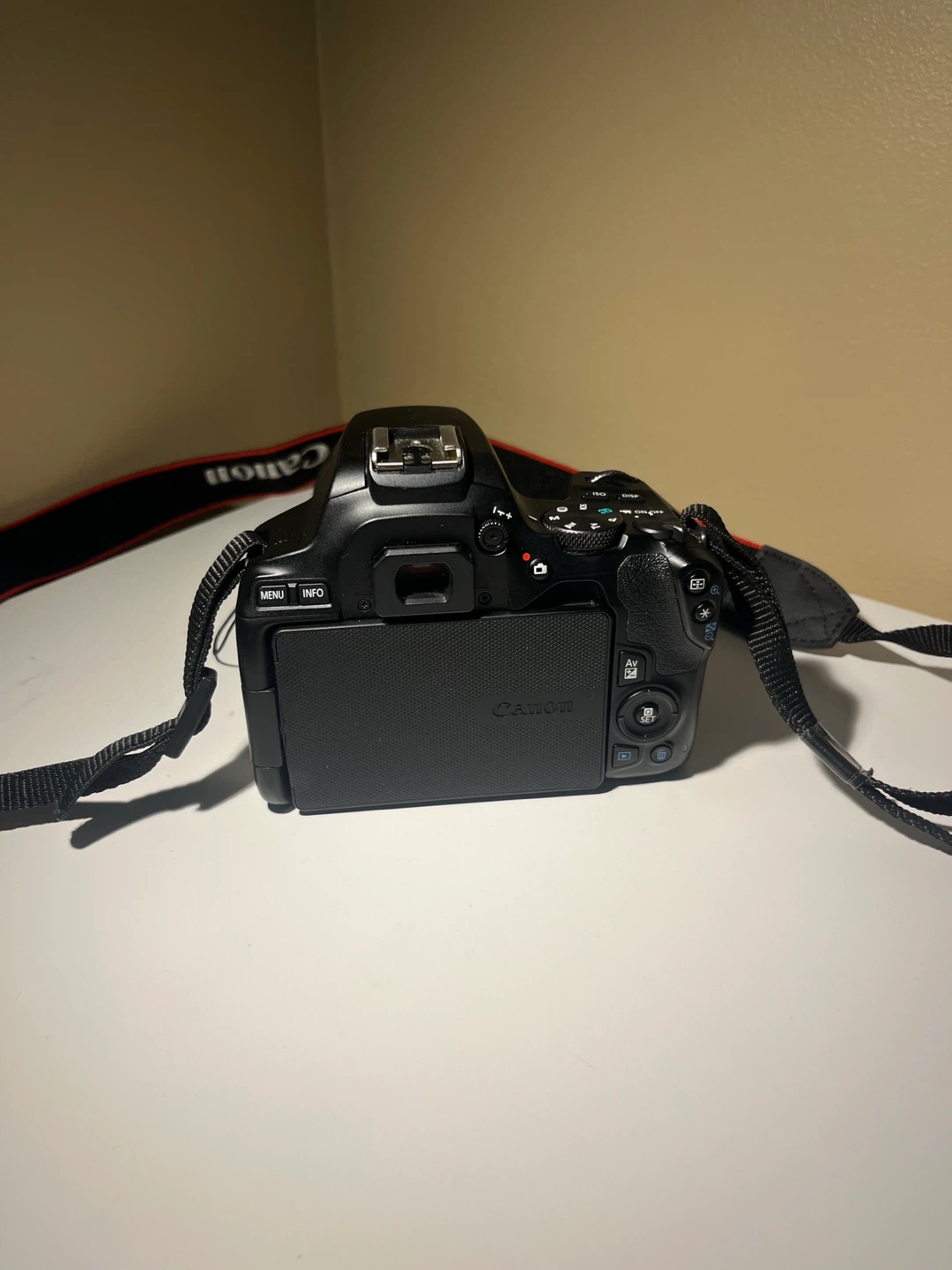 Canon EOS Rebel SL3 DSLR Camera with 18-55mm Lens - photo 3
