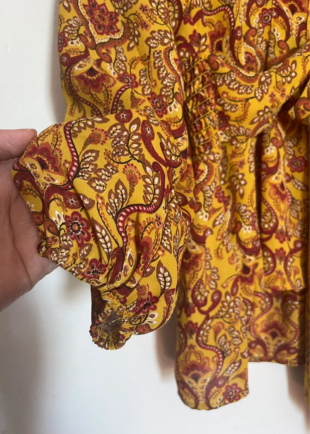 MAX STUDIO Yellow Paisley Print Smocked Waist Blouse Size L - photo 3