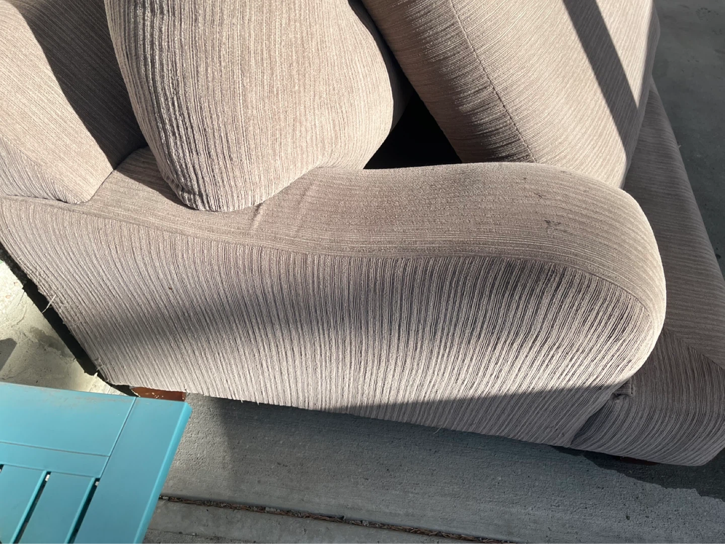 Comfortable Sofa - Beige Corduroy - photo 2