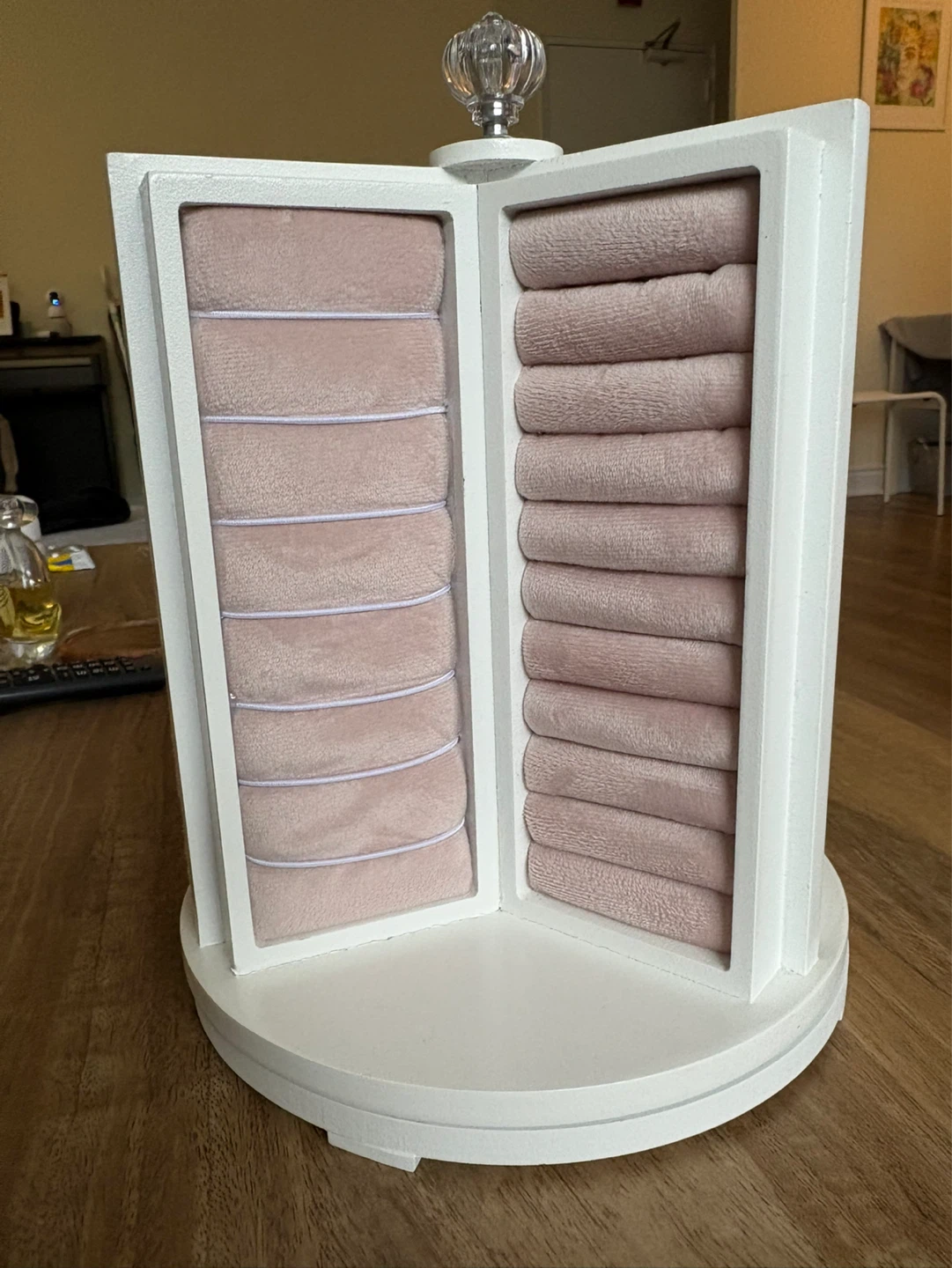 White Corner Jewelry Organizer with Pink Velvet Lining - photo 2