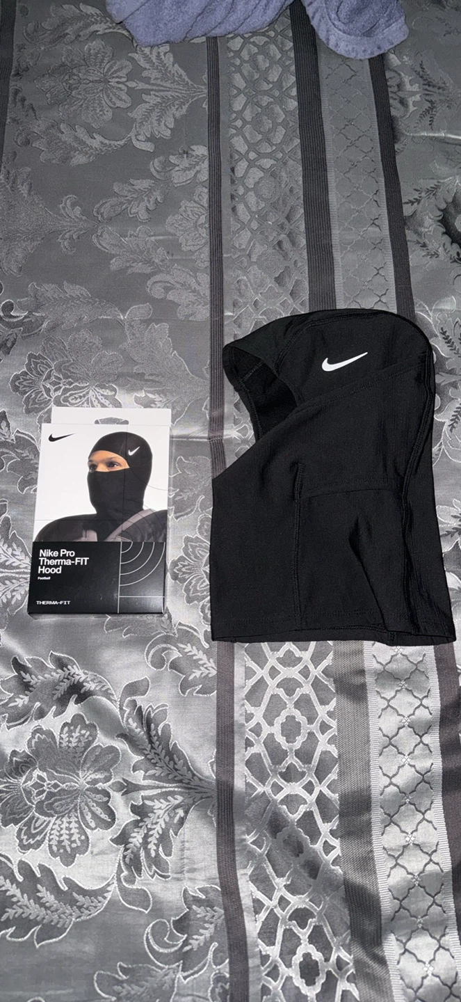 Nike Pro Hyperwarm Balaclava/Ski Mask