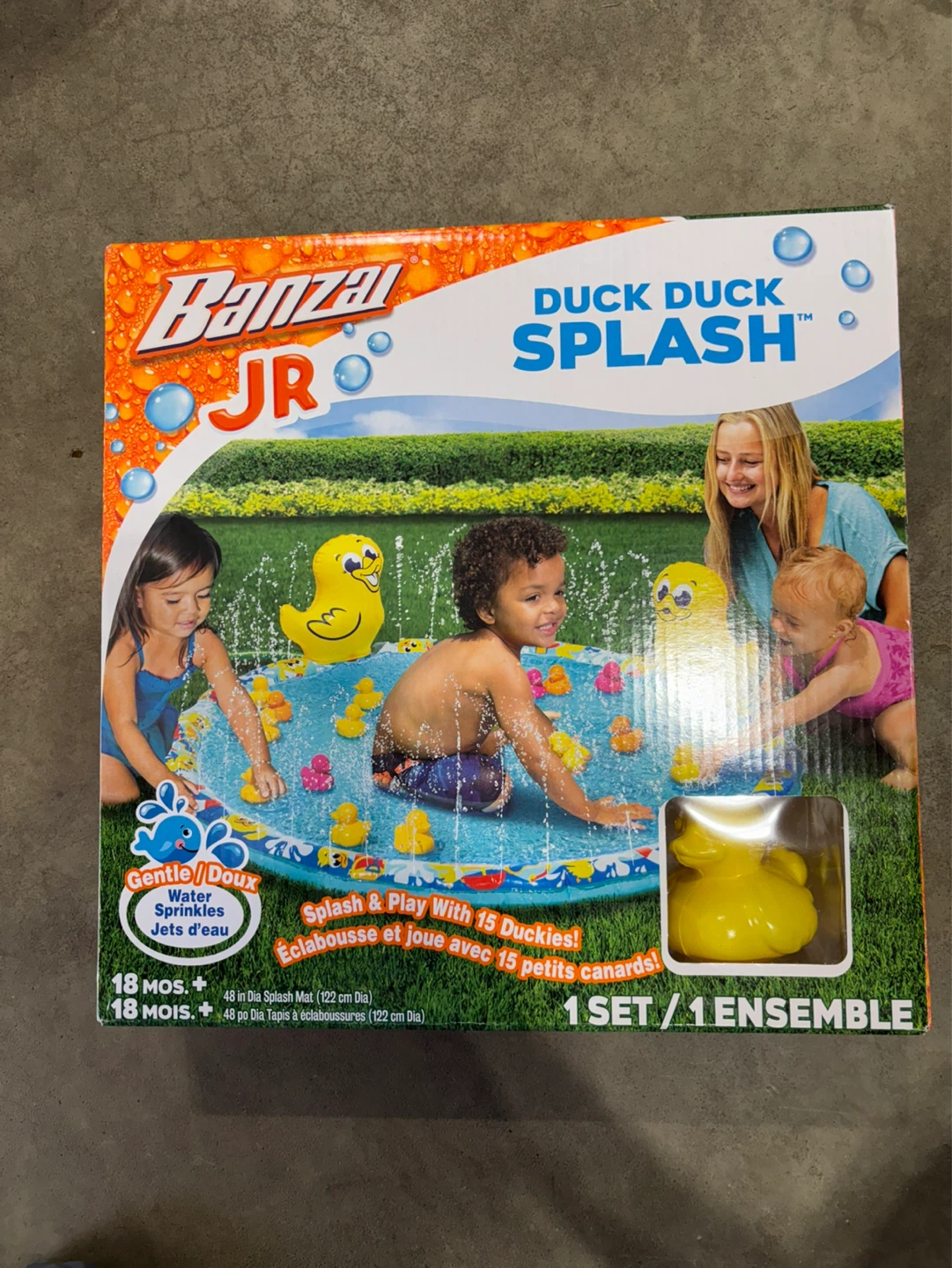 BRAND NEW BABY SPLASH MAT
