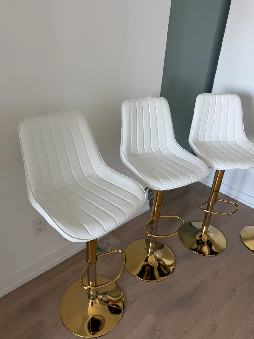 Gold Bar Stools x8 - New - photo 5