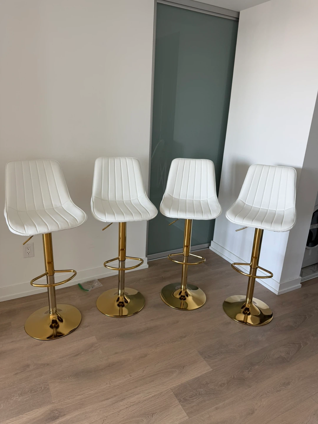 Gold Bar Stools x8 - New