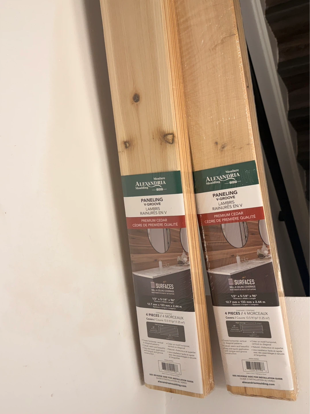 2x Alexandria Moulding Premium Cedar V-Groove Paneling - photo 2