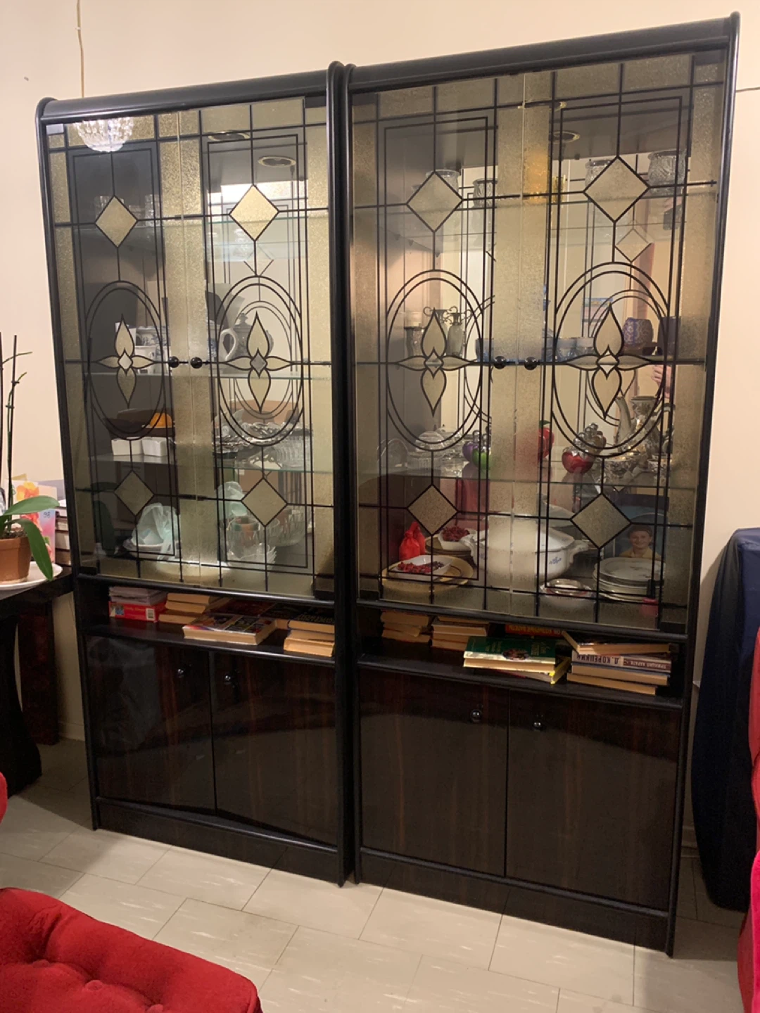 Display Cabinet with Stained Glass Doors