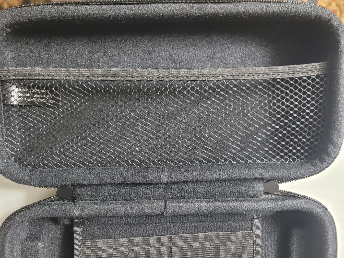 Black Hard Shell Carrying Case - photo 4