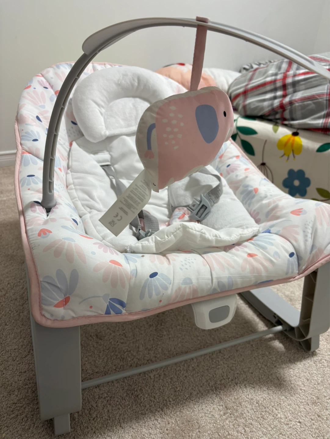 Ingenuity Keep Cozy 3-in-1 Bouncer set and rocker upto 40 lbs - photo 2