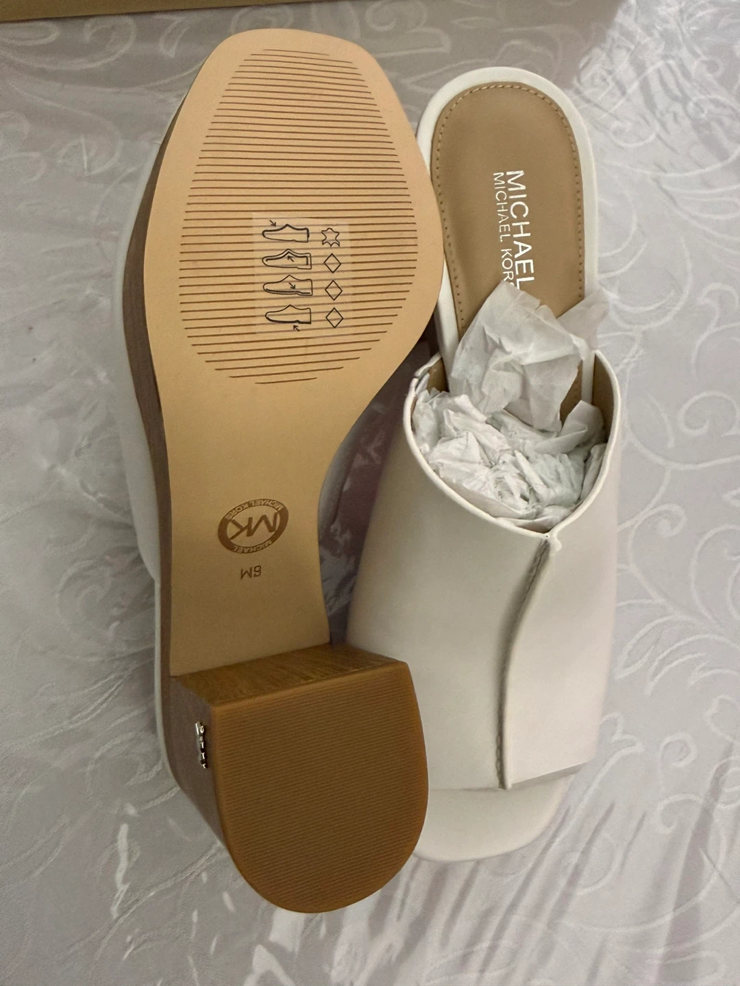Michael Kors White Leather Aldrich Mule Sandals - Size 6M - photo 3