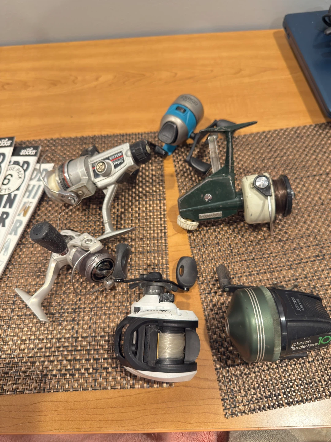 Zebco 33 Micro Spincast Fishing Reel