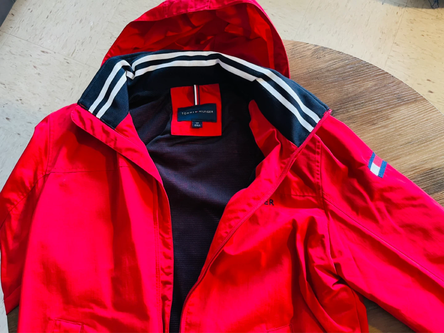 Tommy Hilfiger Red Hooded Jacket - Size S - photo 3