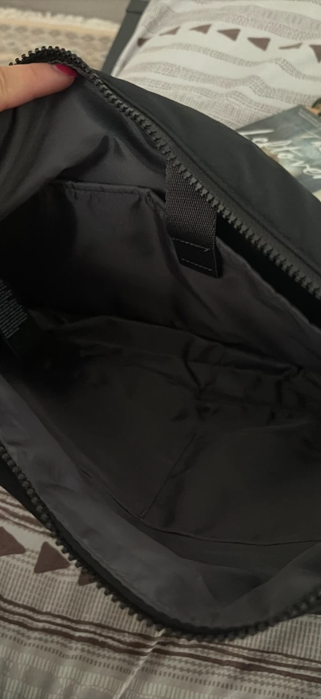Black Crossbody Bag - photo 2