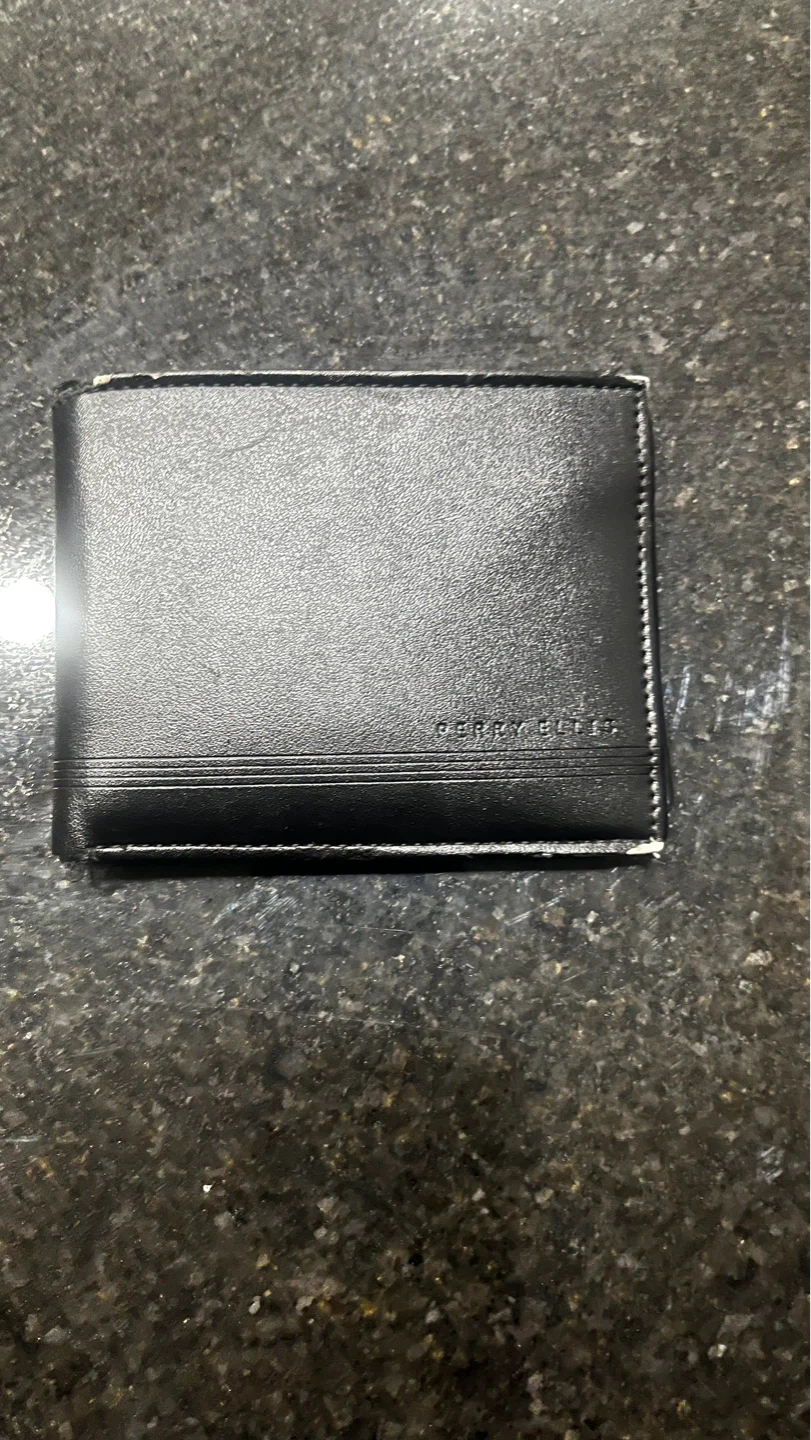 Perry Ellis Black Leather Bifold Wallet - photo 2