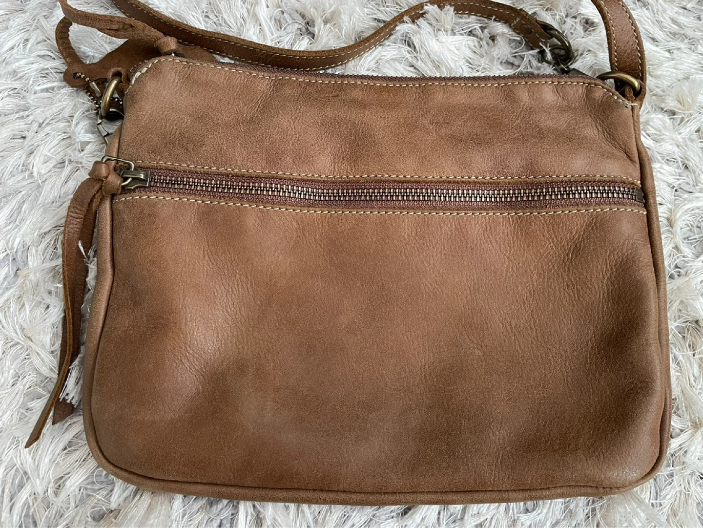 Women’s Roots Brown Soft Leather Shoulder Purse - photo 4