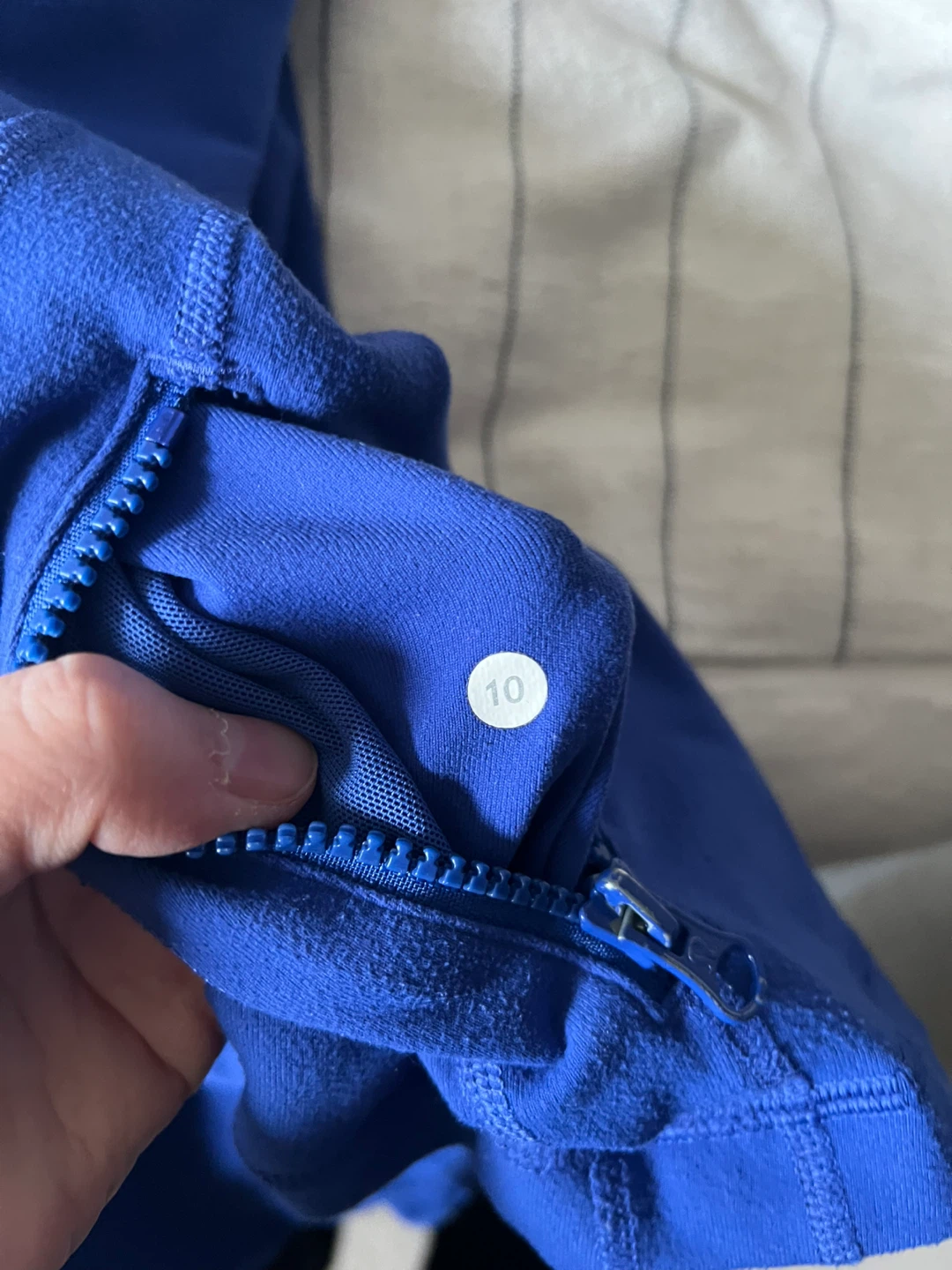 Lululemon define jacket Size 10 - photo 3