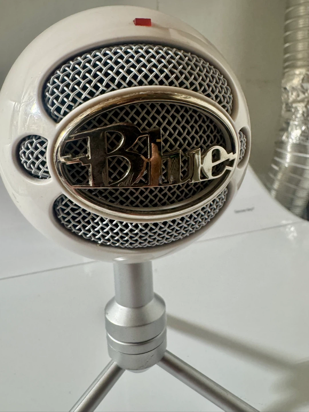 Blue Snowball iCE Condenser USB Microphone - White