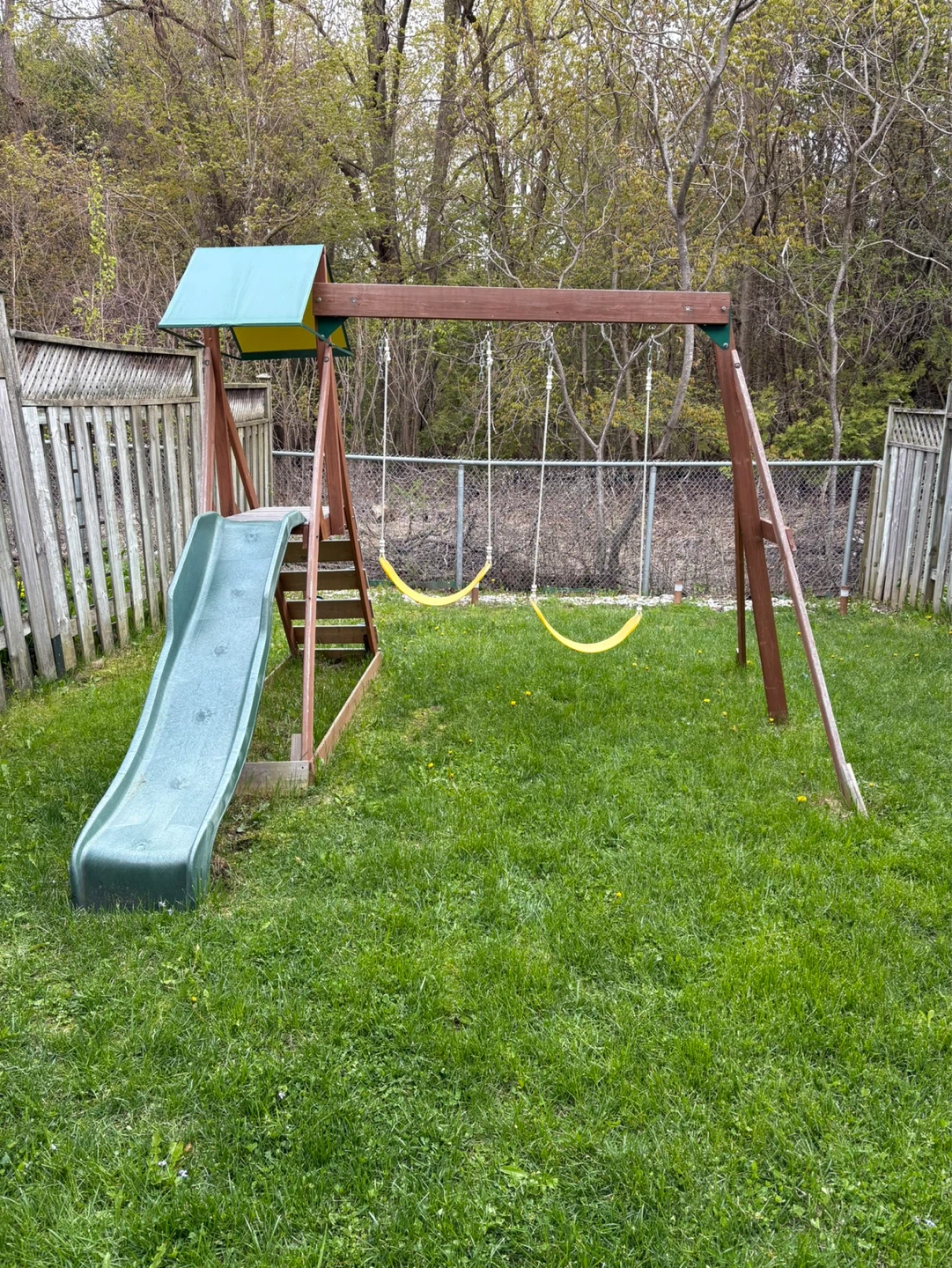Free Wooden Swing Set / Playset - photo 2