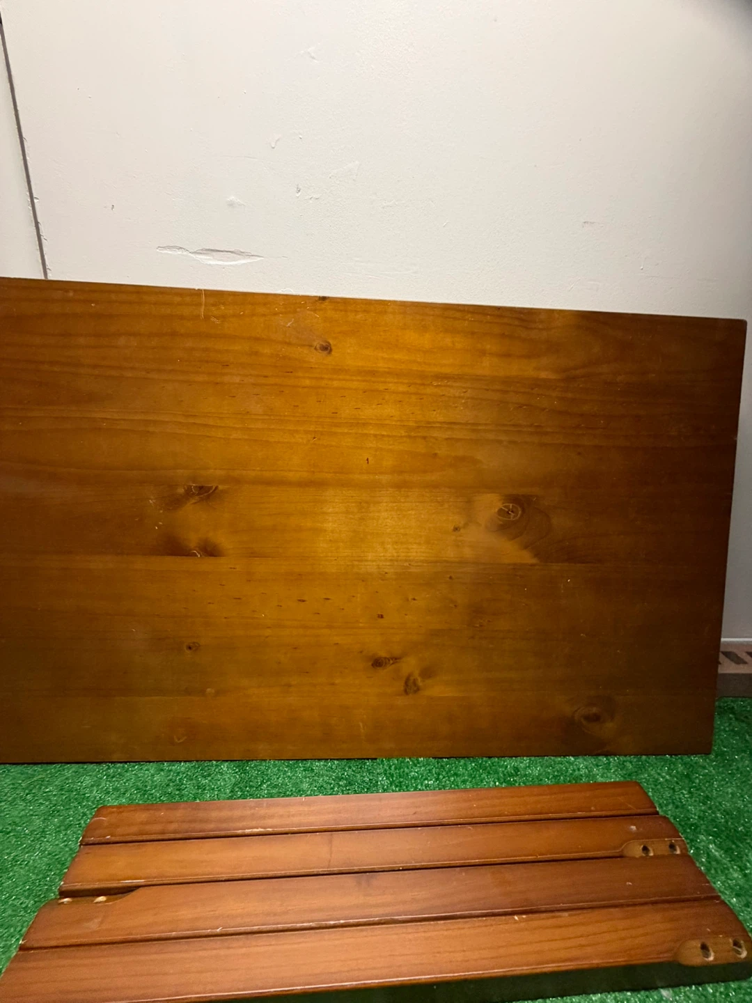 Solid wood dining Table in excellent shape 45” L x 27” W x 30”H