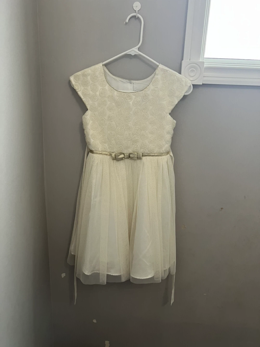 Girl's Sparkly Tulle Skirt and Sequin Top Set - photo 5